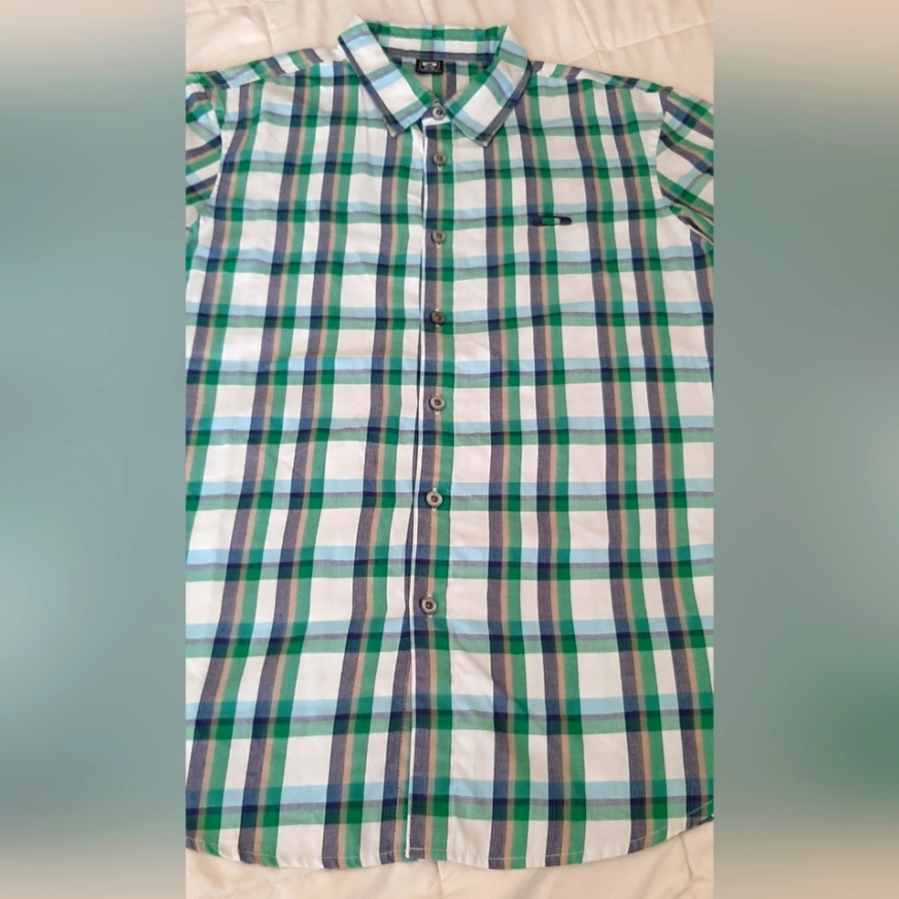 Oakley Button Up - Picture 7 of 15